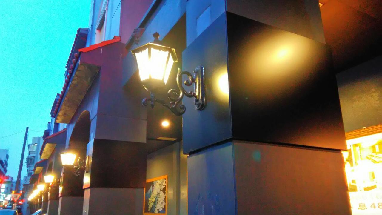 Michelle Motel Taichung Exterior foto